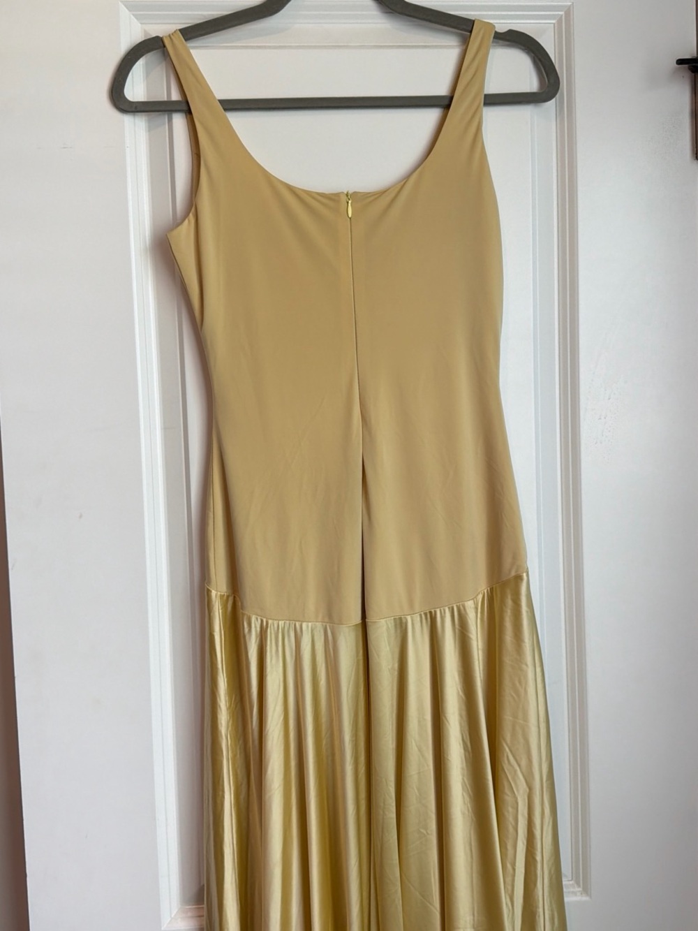 Rare London Yellow Sleeveless Maxi Dress - Elegant Scoop Neck - Picture 3 of 4